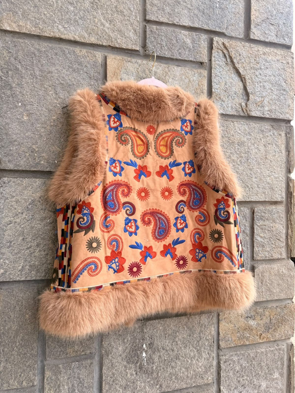 Gilet Boho  corto sabbia