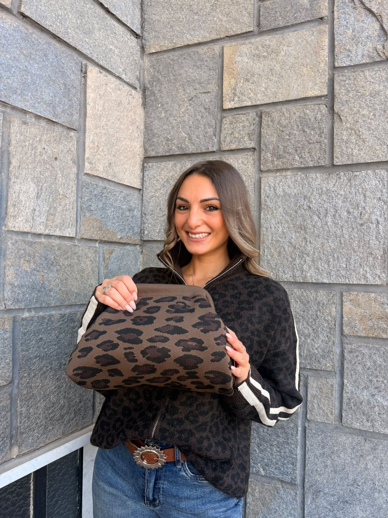Borsa Leo