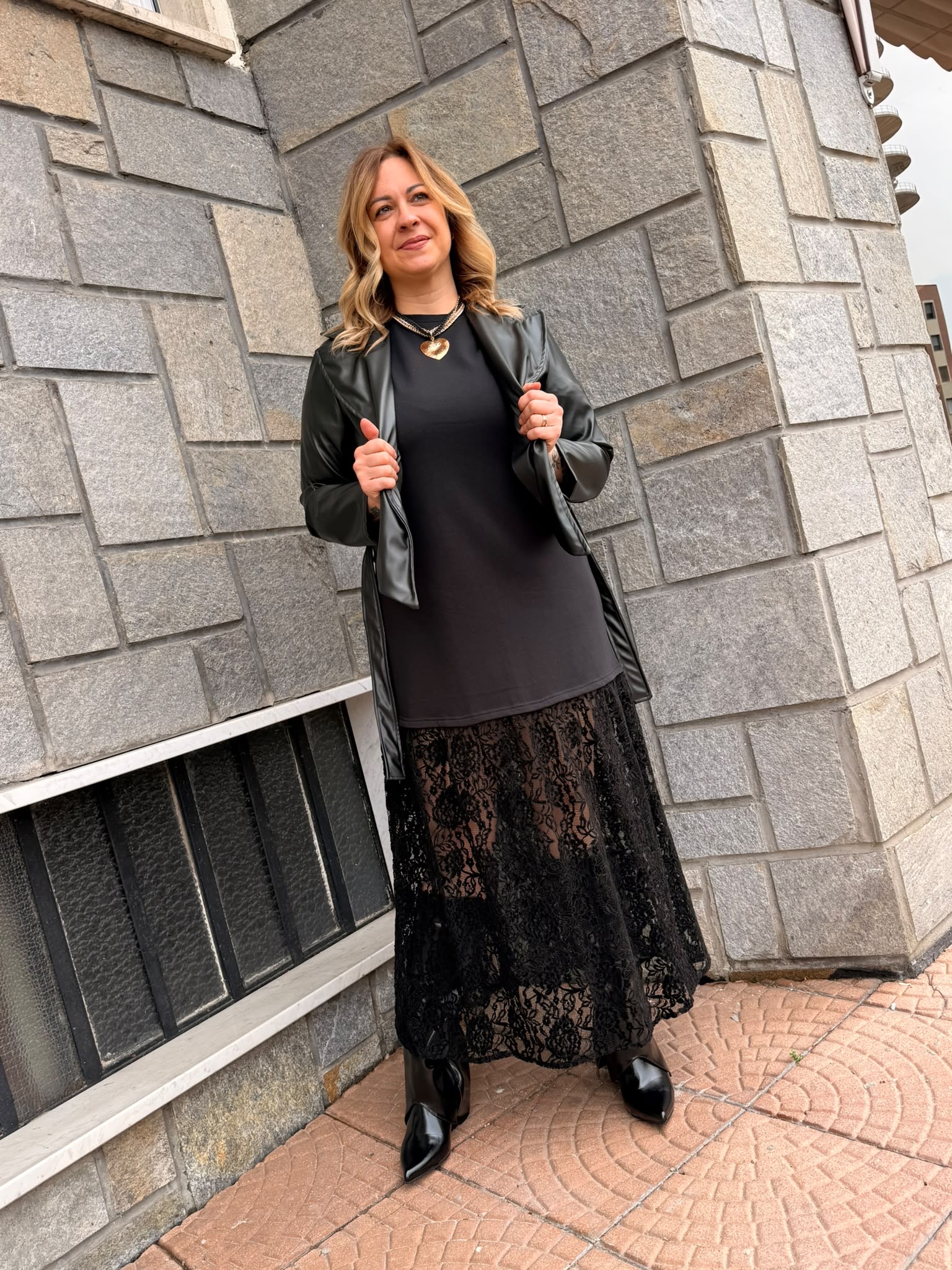 Abito YOUDECIDE pizzo nero